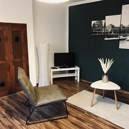 Willi I Apartment